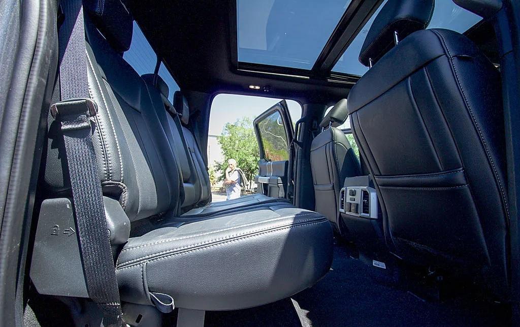 2022 Ford F-250 Super Duty Lariat Roush Edition