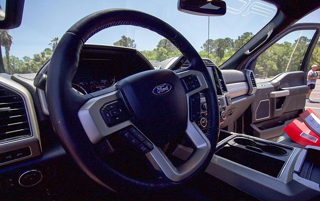 2022 Ford F-250 Super Duty Lariat Roush Edition