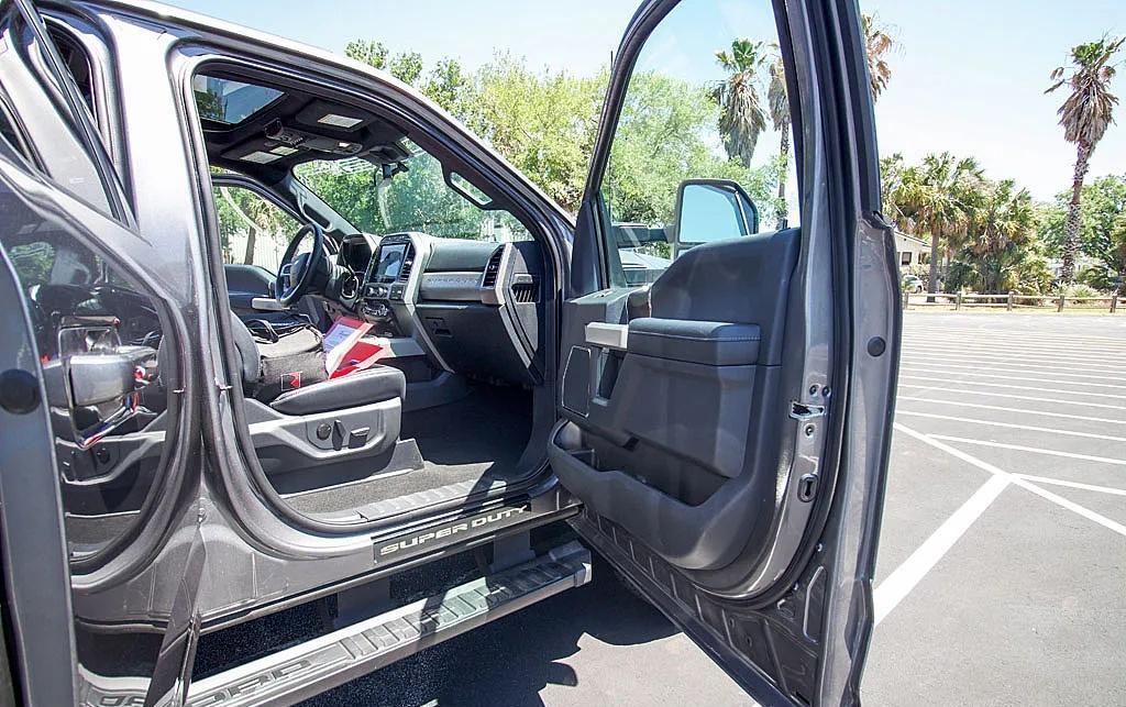 2022 Ford F-250 Super Duty Lariat Roush Edition