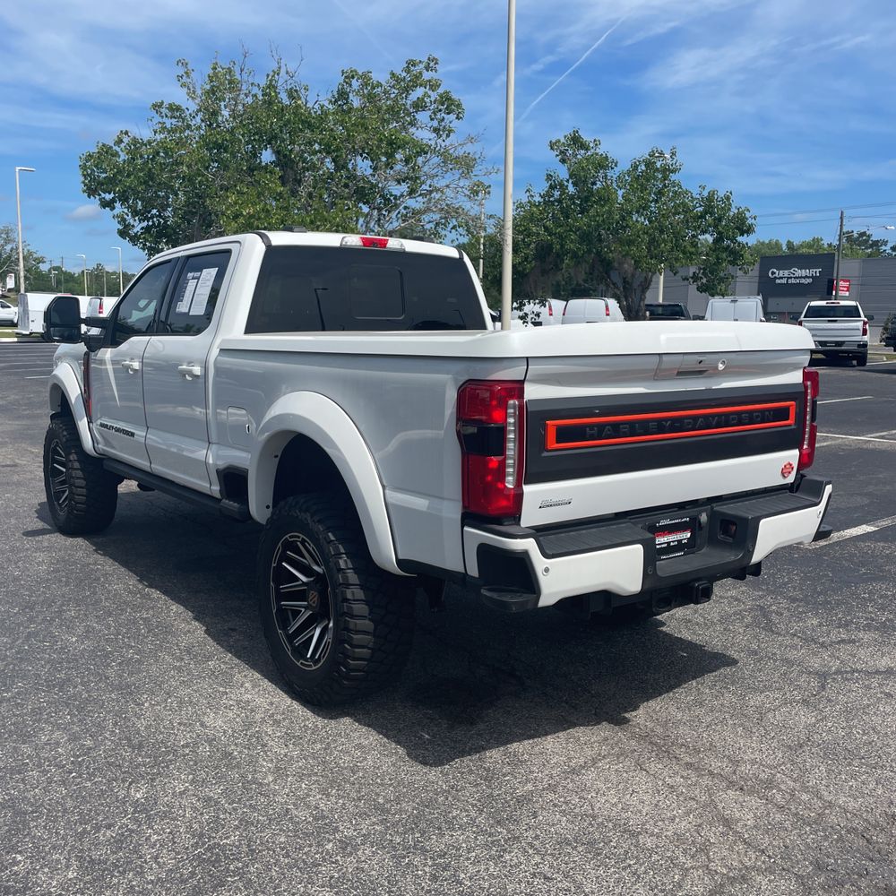 2023 Ford F-250 Super Duty Lariat