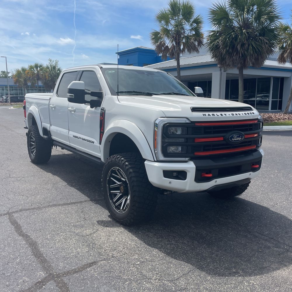 2023 Ford F-250 Super Duty Lariat