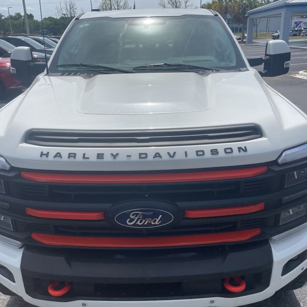 2023 Ford F-250 Super Duty Lariat