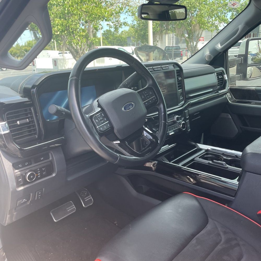 2023 Ford F-250 Super Duty Lariat