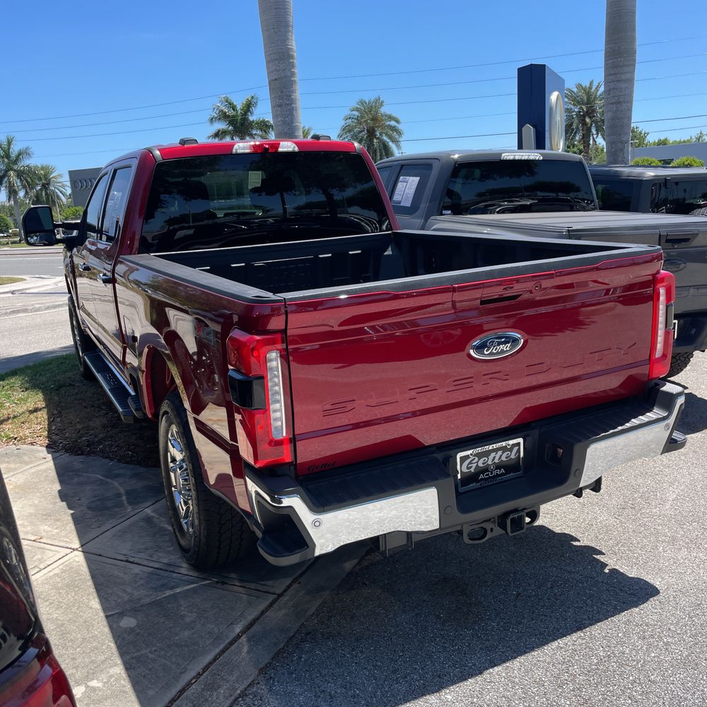 2025 Ford F-250 Super Duty Lariat