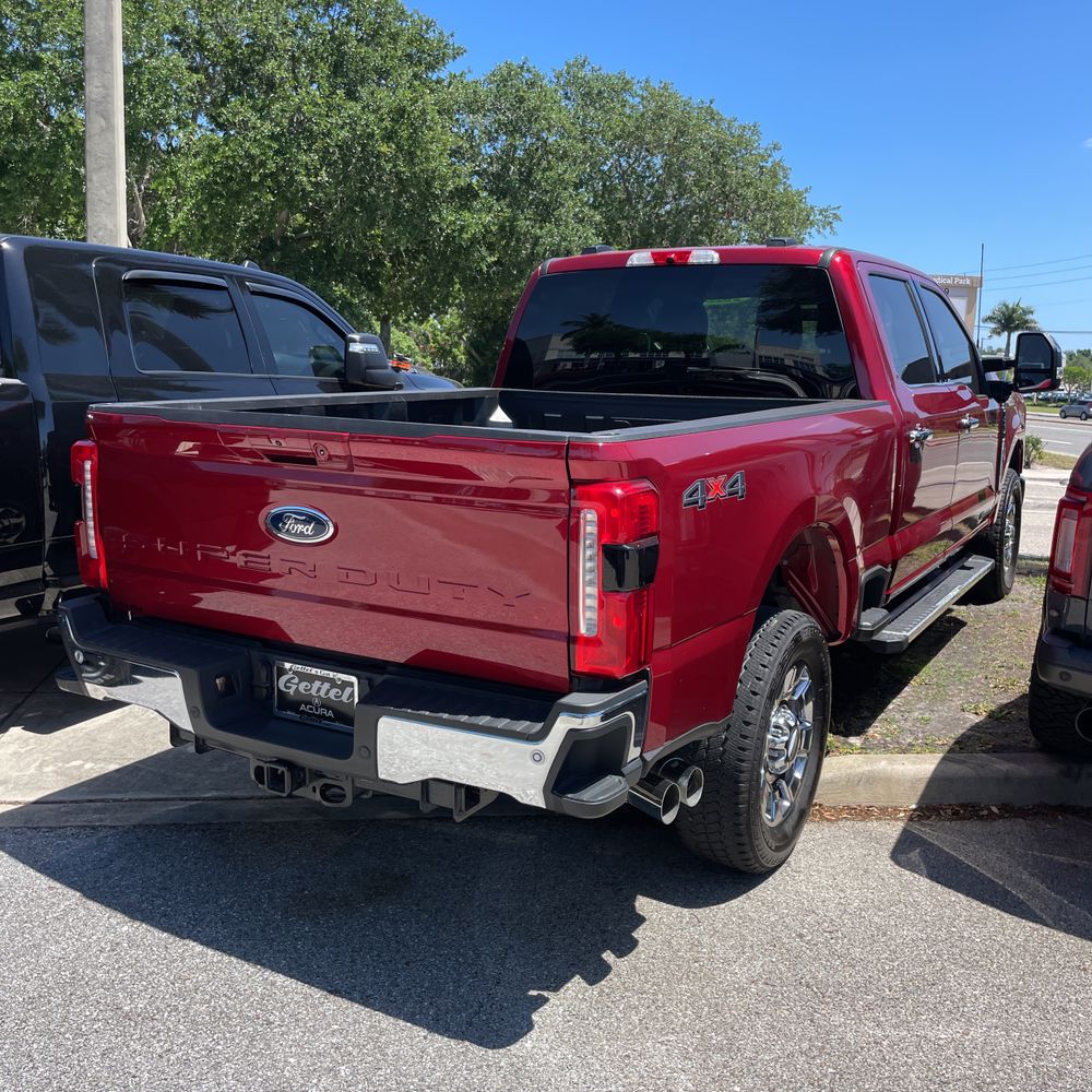 2025 Ford F-250 Super Duty Lariat