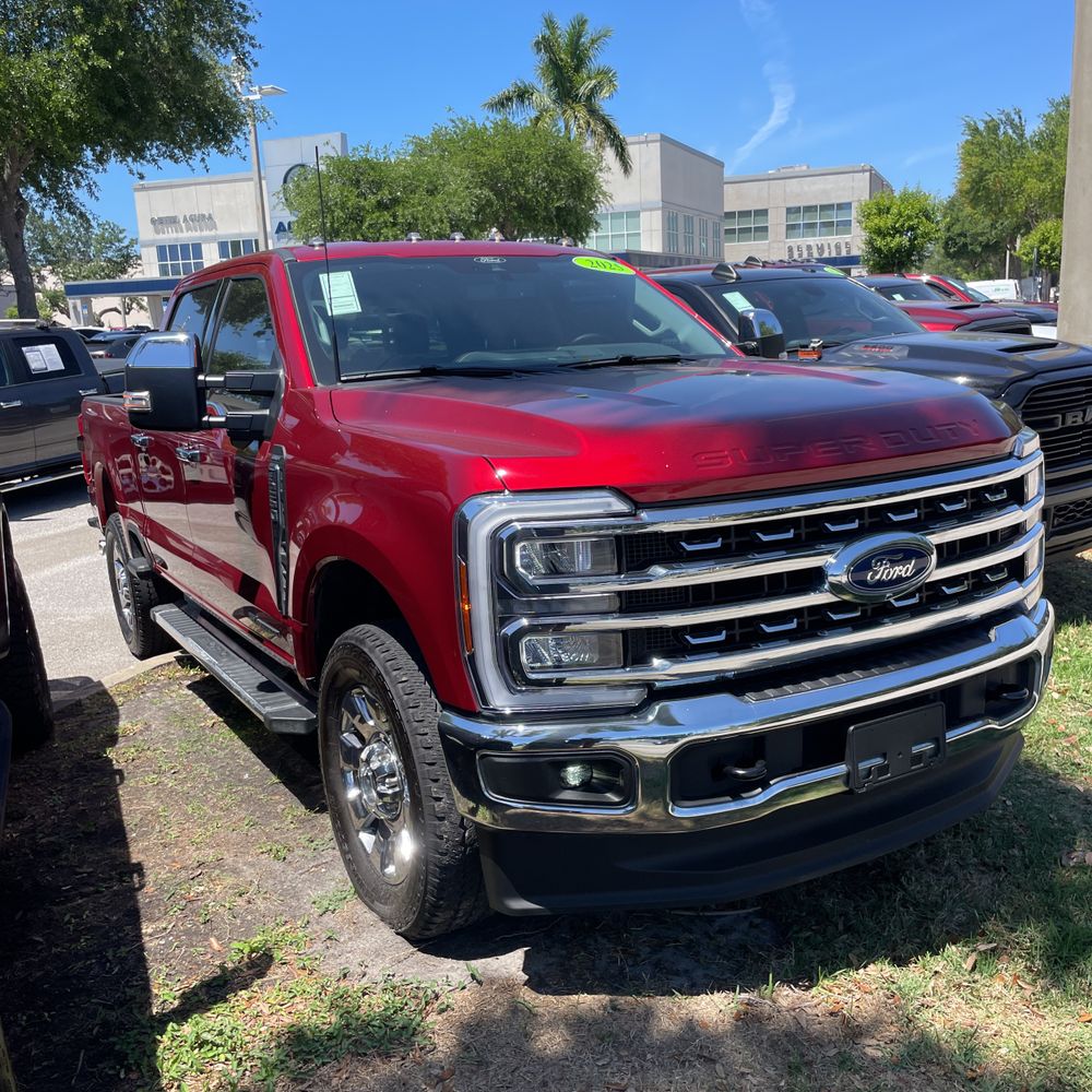 2025 Ford F-250 Super Duty Lariat