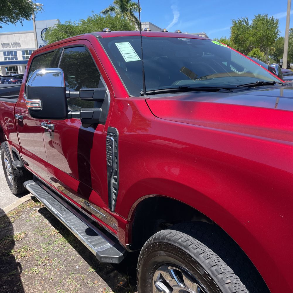 2025 Ford F-250 Super Duty Lariat