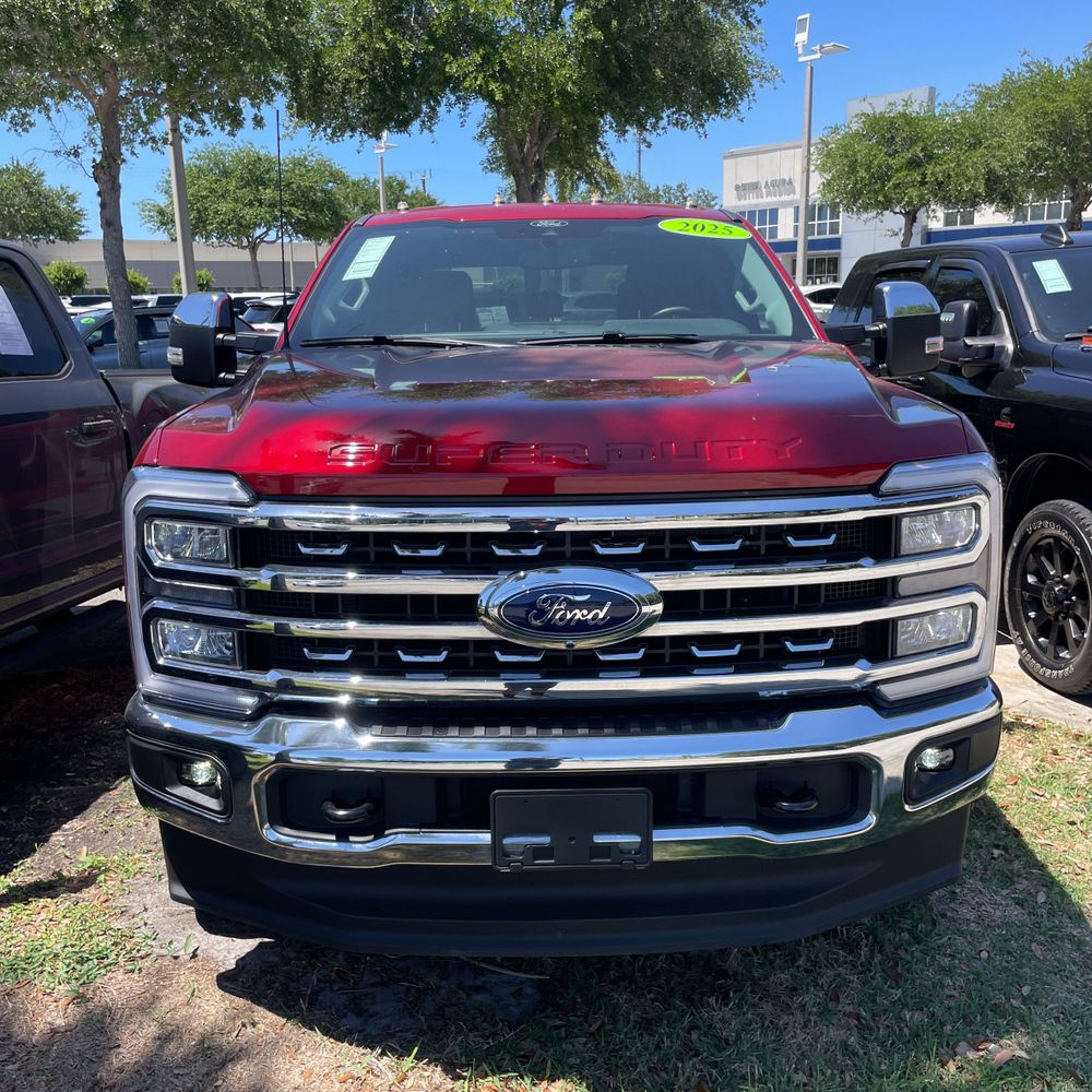 2025 Ford F-250 Super Duty Lariat