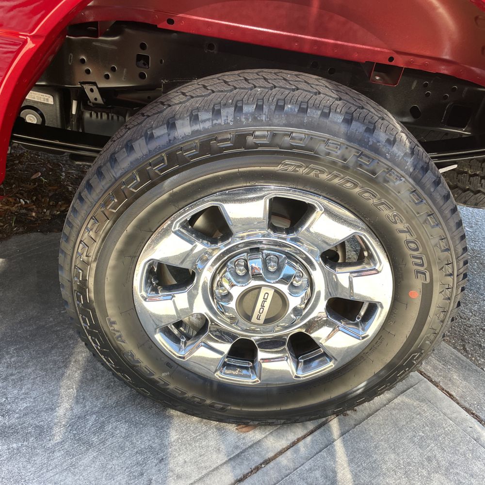 2025 Ford F-250 Super Duty Lariat