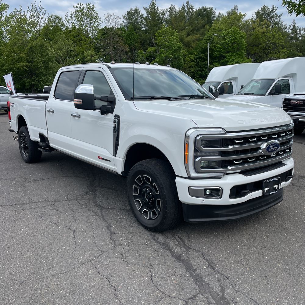 2023 Ford F-350 Super Duty Platinum