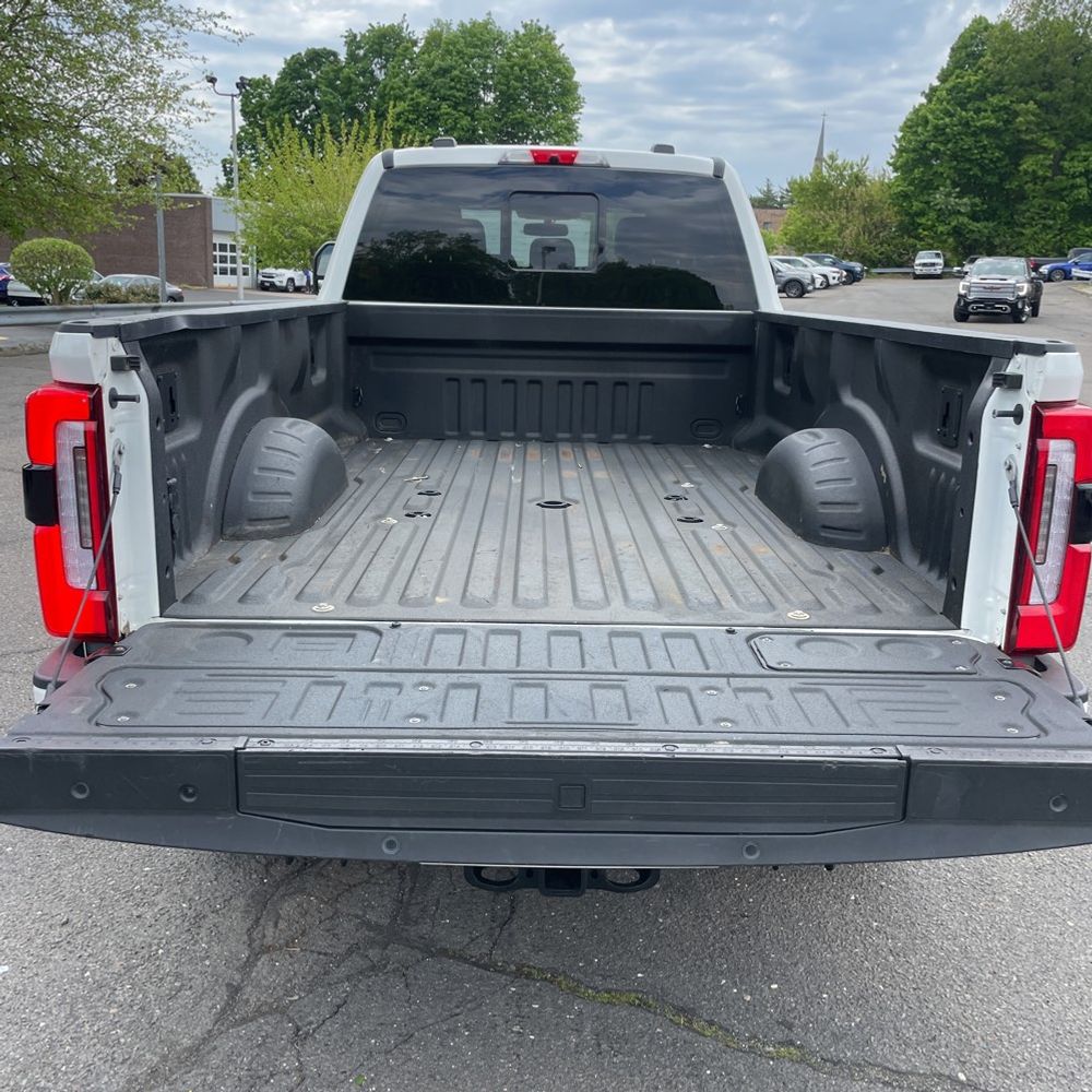 2023 Ford F-350 Super Duty Platinum