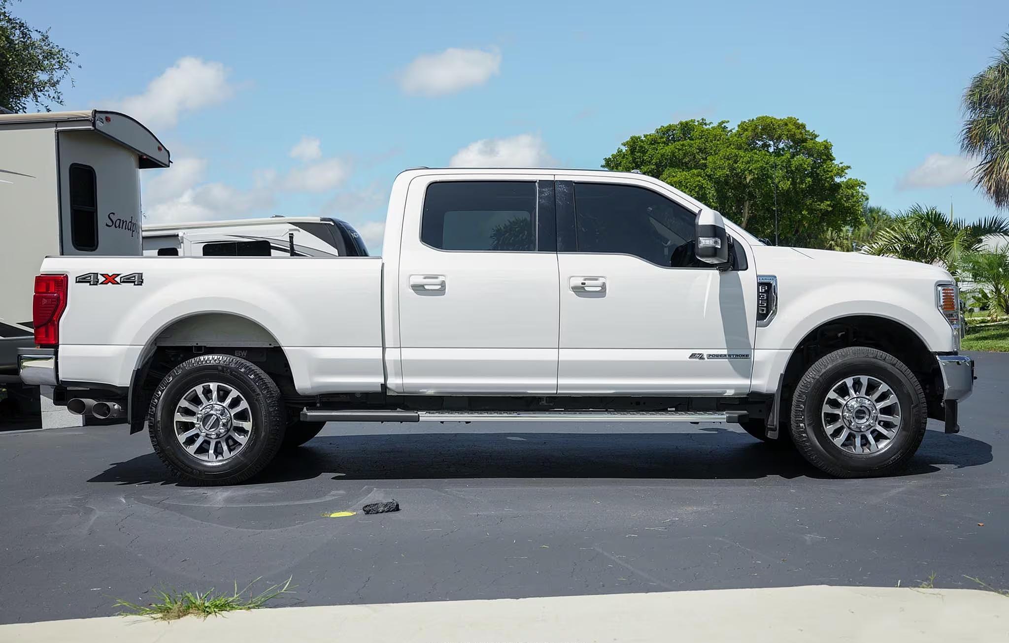 2022 Ford F-350 Lariat