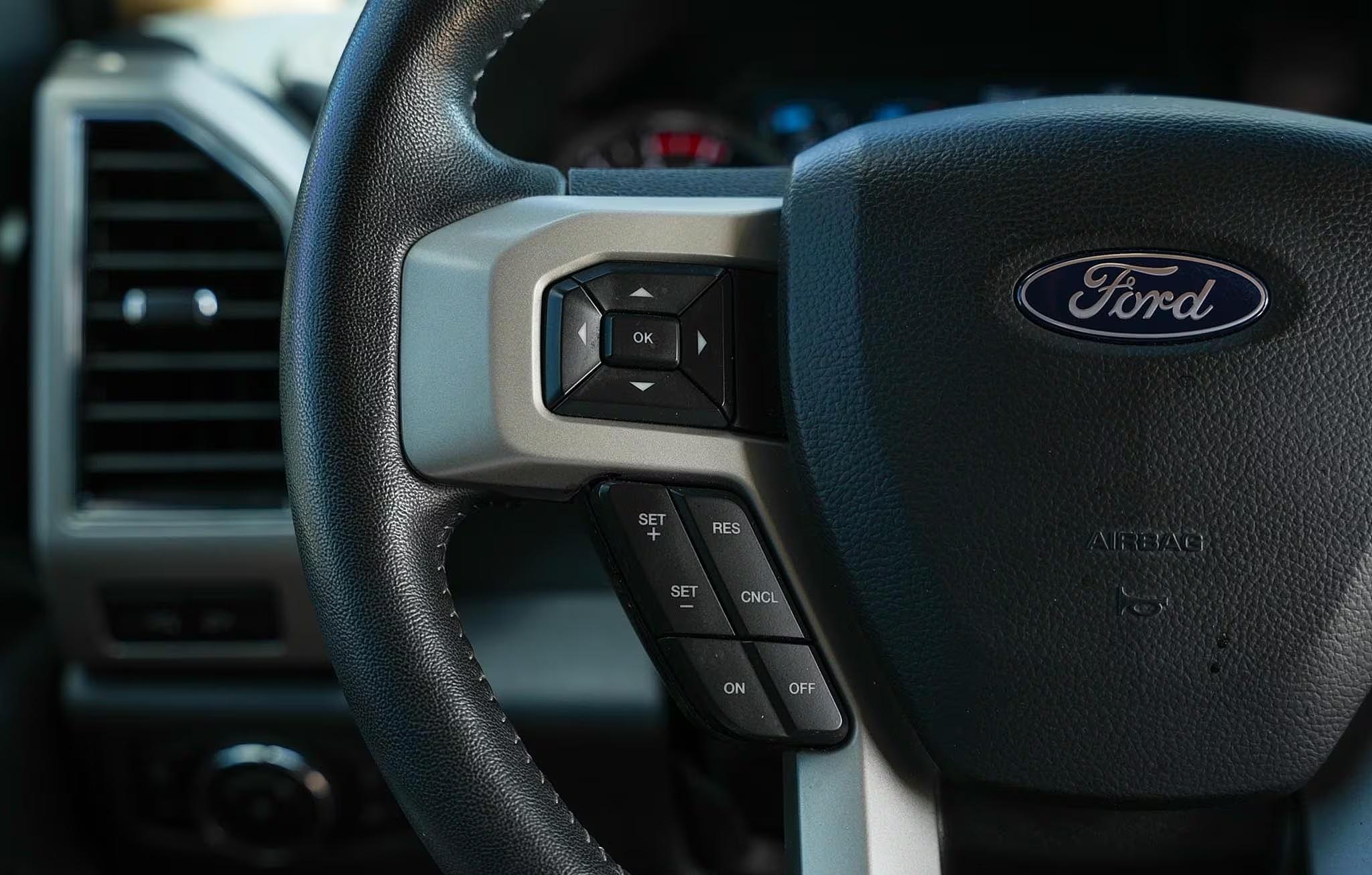 2022 Ford F-350 Lariat