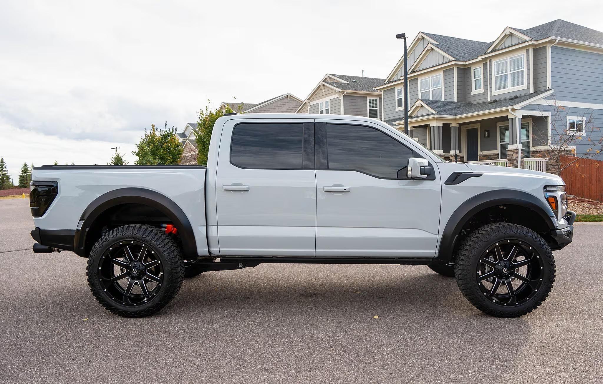 2024 Ford F-150 Raptor SuperCrew