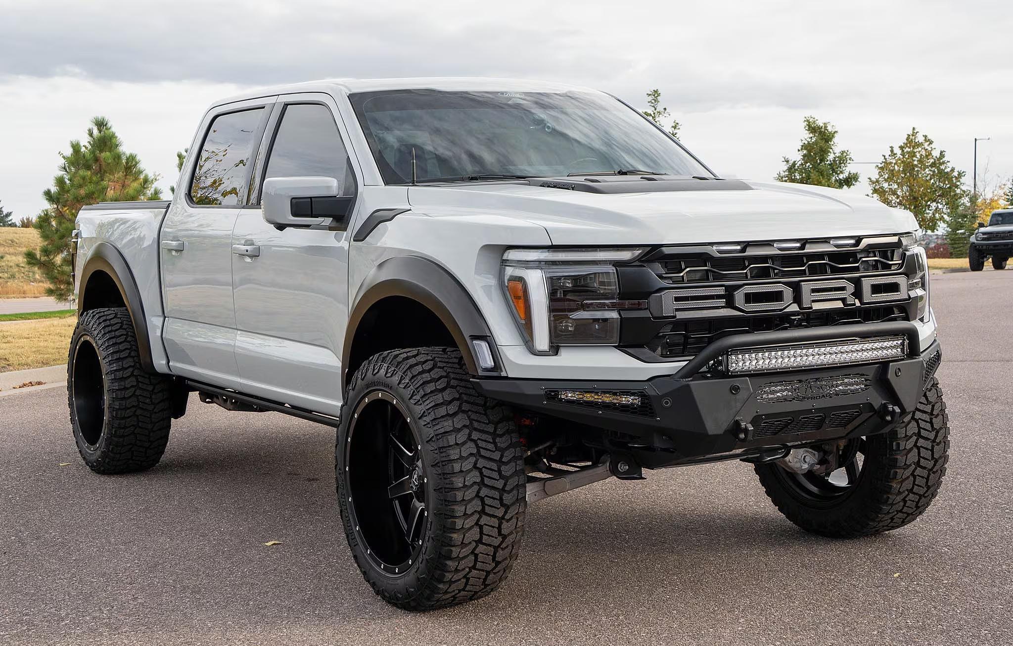 2024 Ford F-150 Raptor SuperCrew