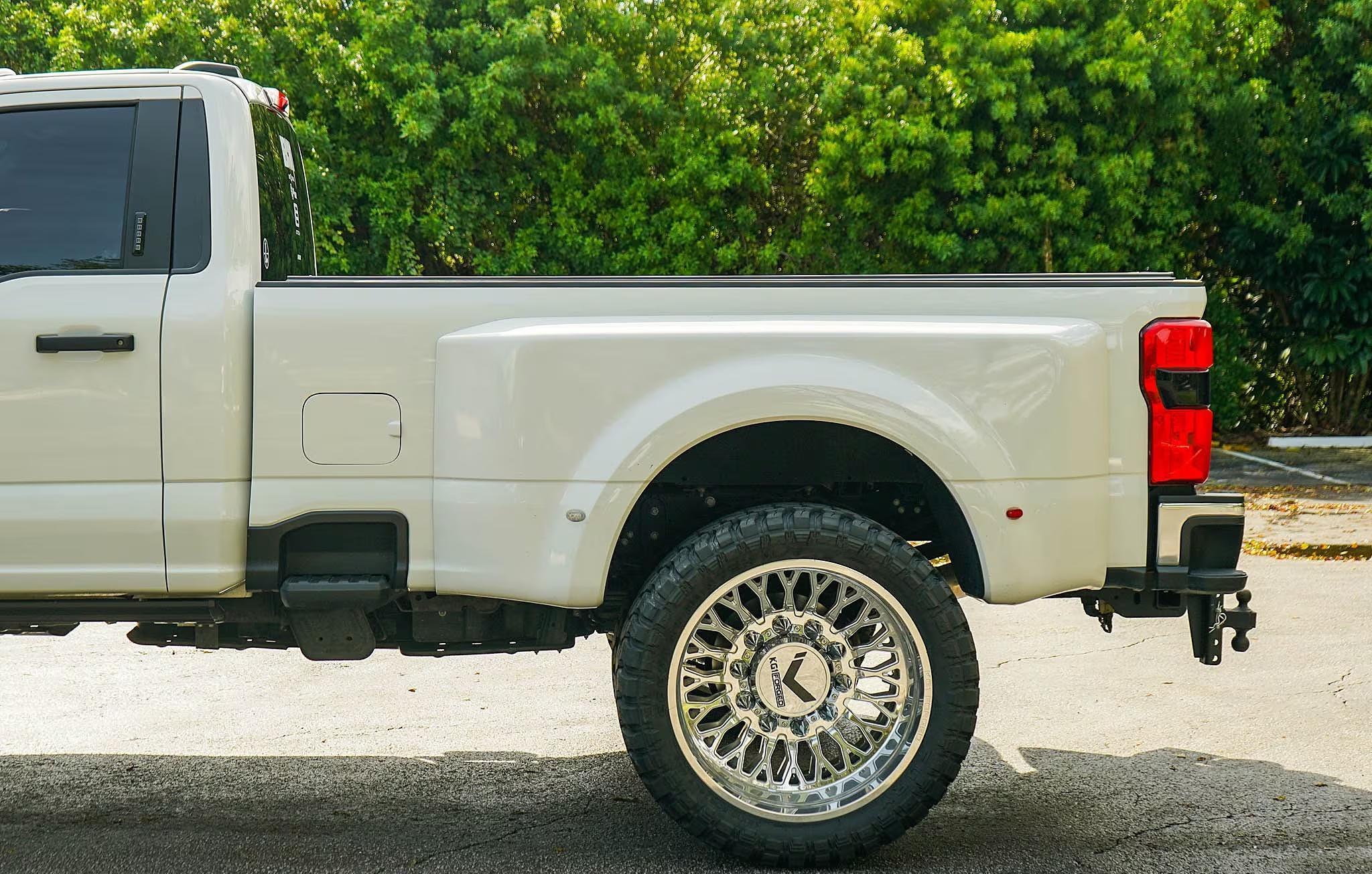 2024 Ford F-450 Super Duty XLT