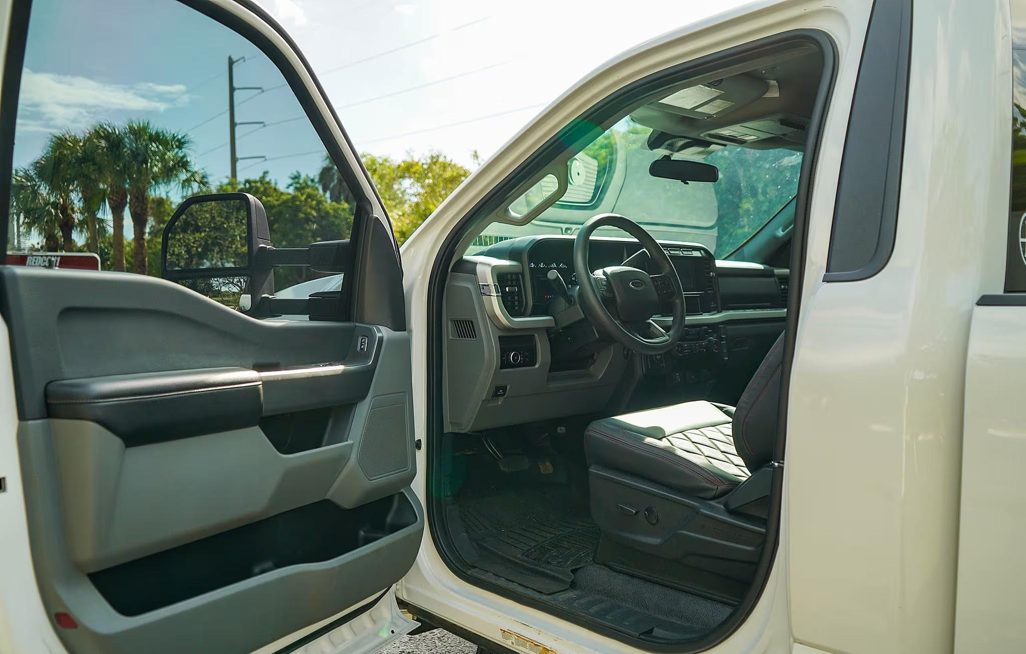 2024 Ford F-450 Super Duty XLT