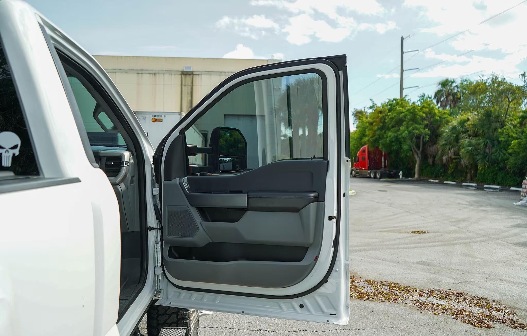 2024 Ford F-450 Super Duty XLT