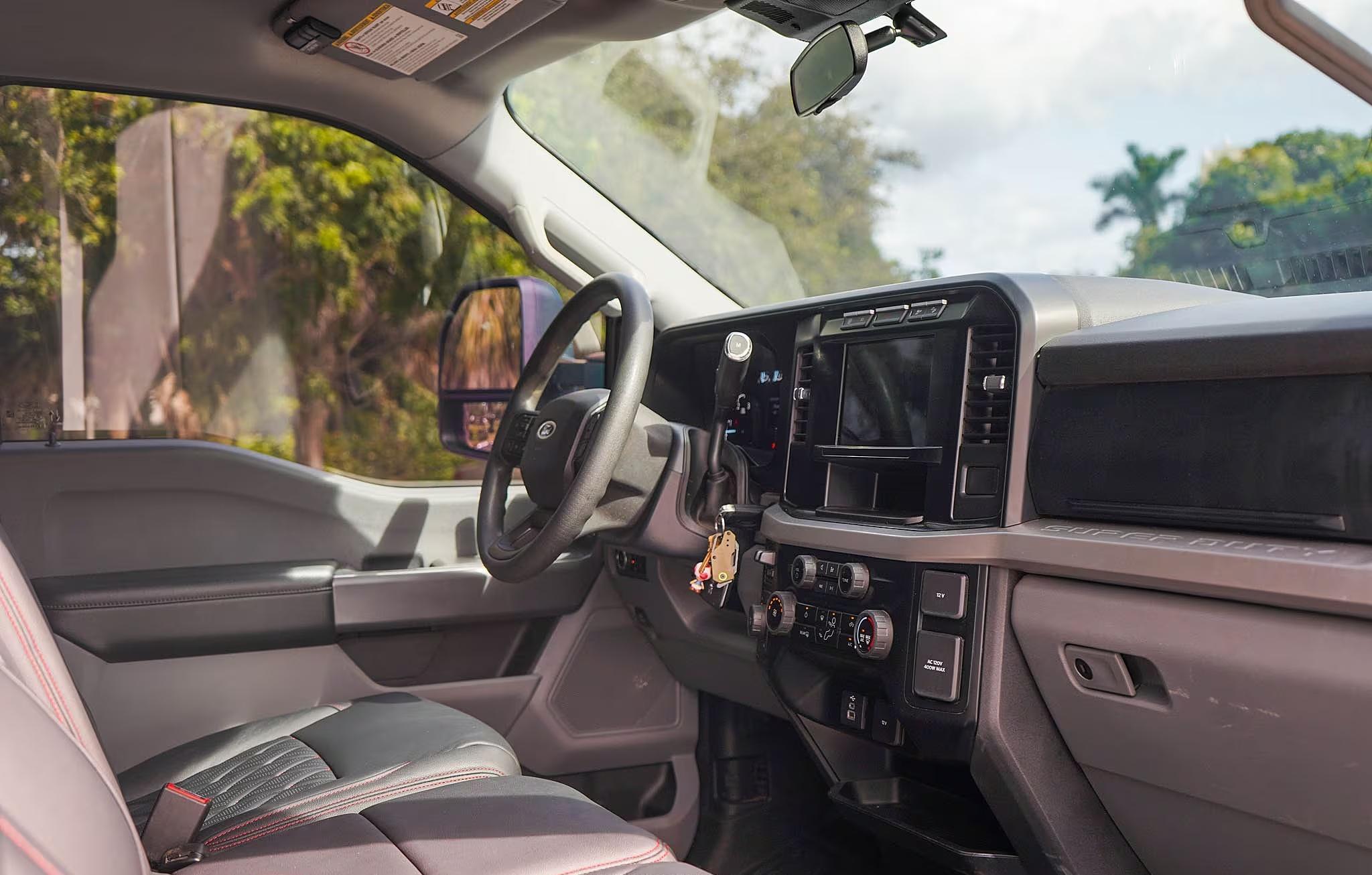 2024 Ford F-450 Super Duty XLT