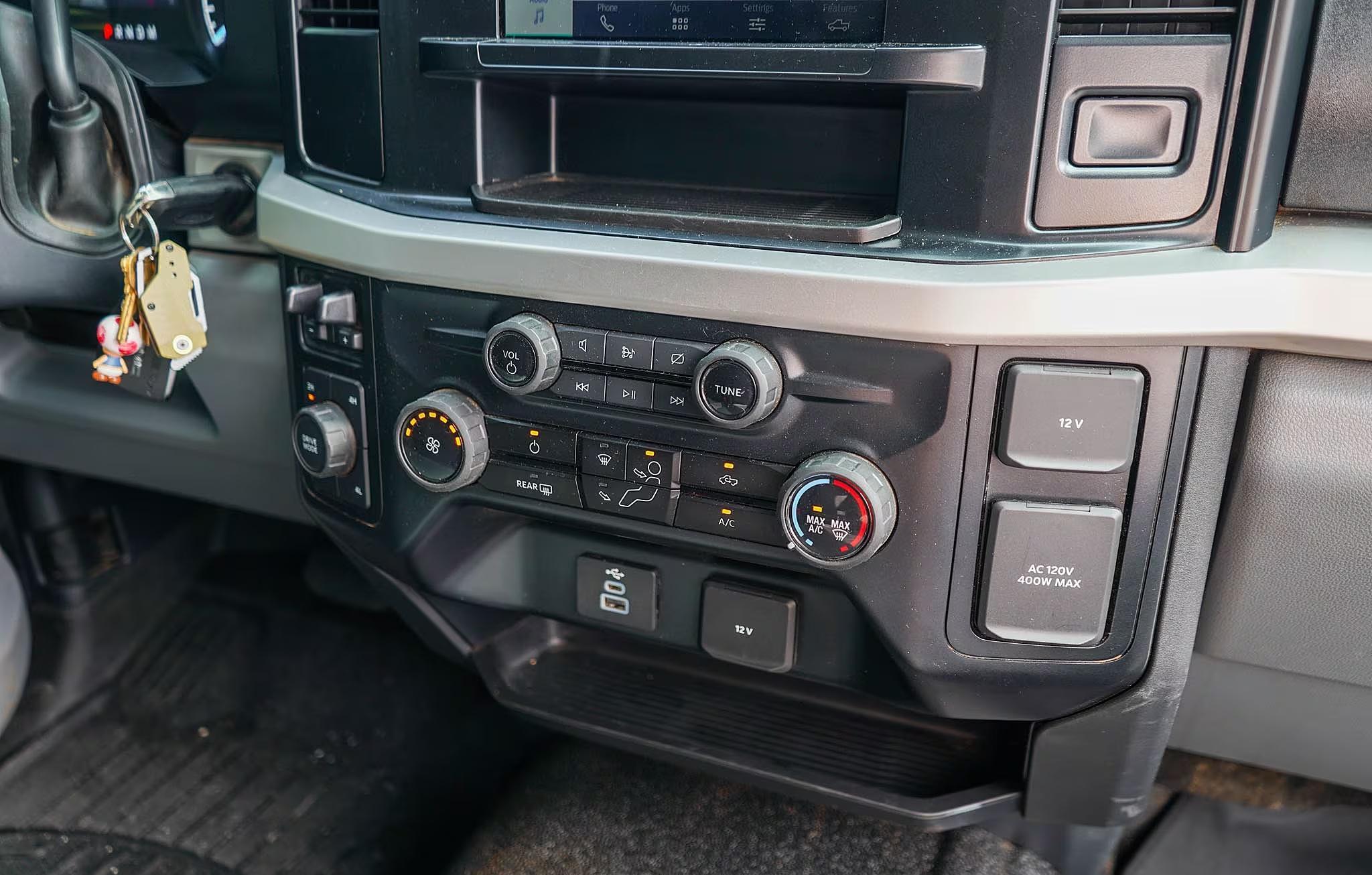 2024 Ford F-450 Super Duty XLT