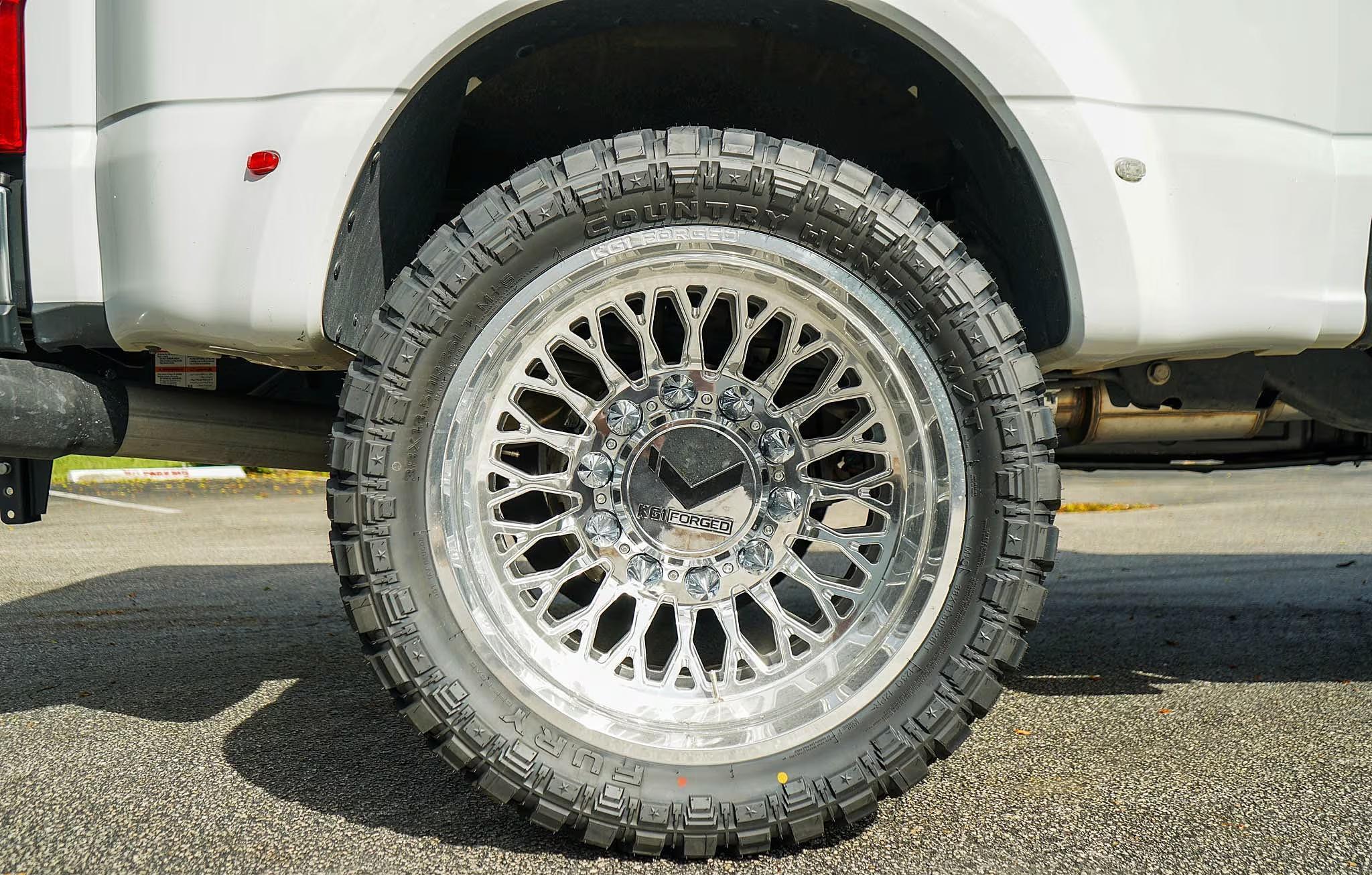 2024 Ford F-450 Super Duty XLT