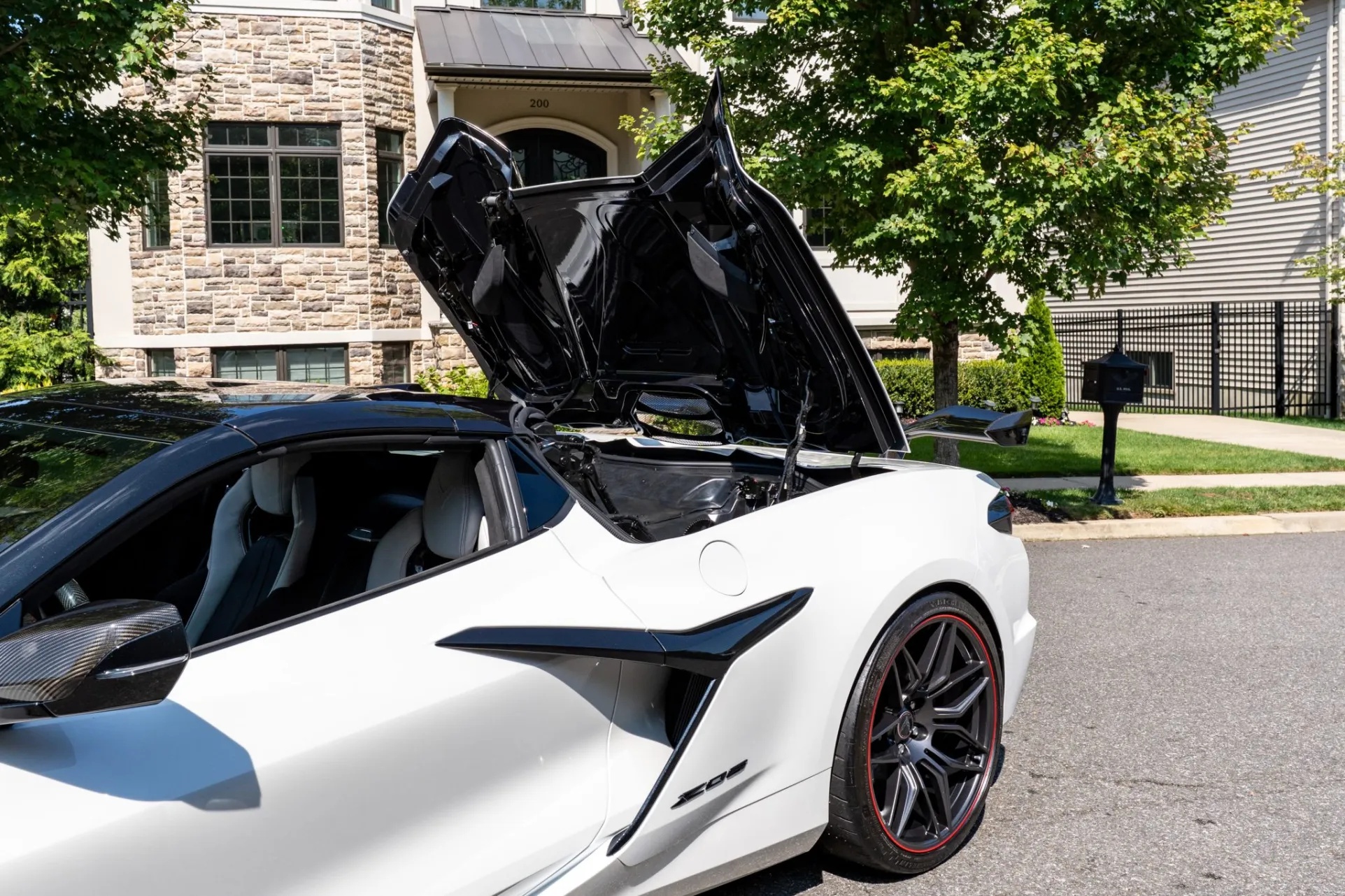 2023 Chevrolet Corvette Z06 Convertible 70th Anniversary Edition