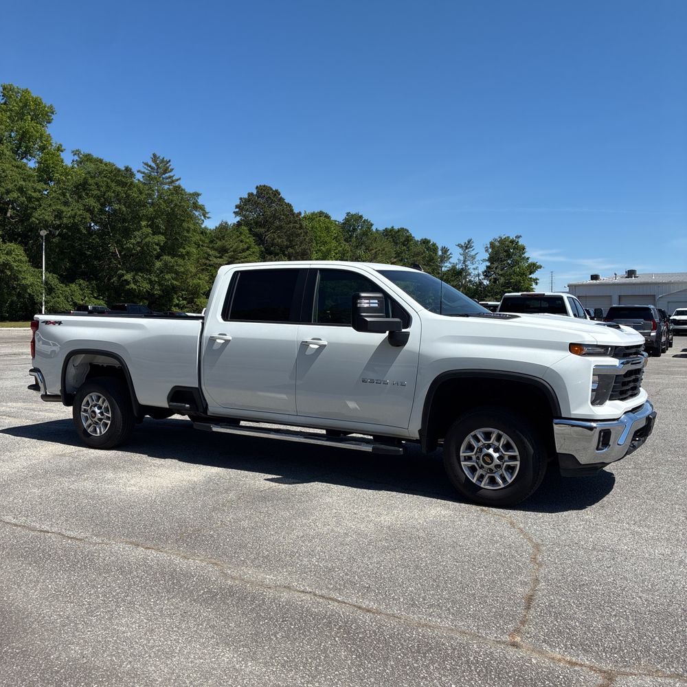 2025 Chevrolet Silverado 2500HD LT