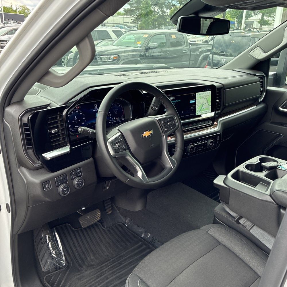 2025 Chevrolet Silverado 2500HD LT