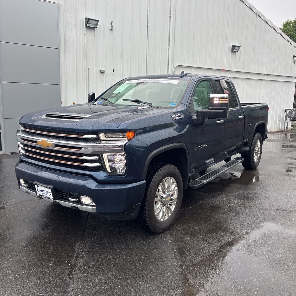 2022 Chevrolet Silverado 3500HD High Country