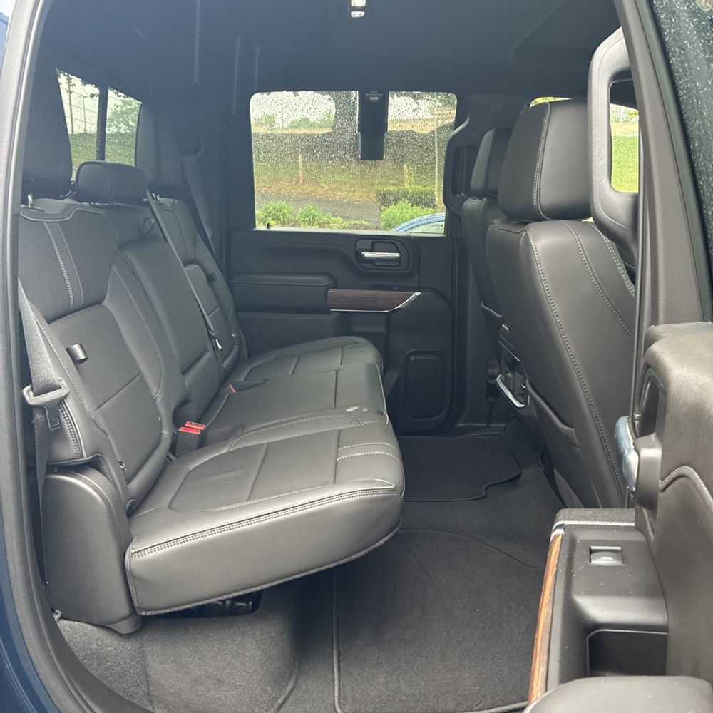 2022 Chevrolet Silverado 3500HD High Country