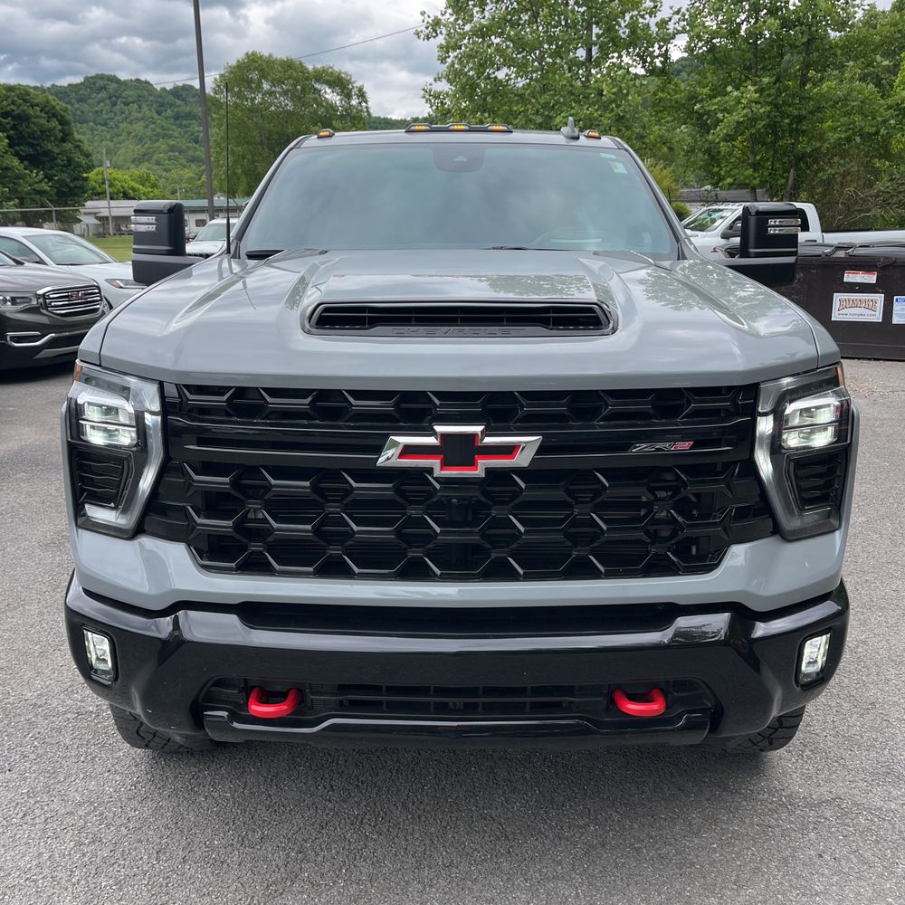 2024 Chevrolet Silverado 2500 ZR2