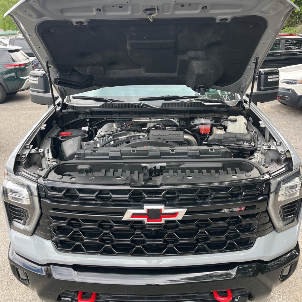 2024 Chevrolet Silverado 2500 ZR2