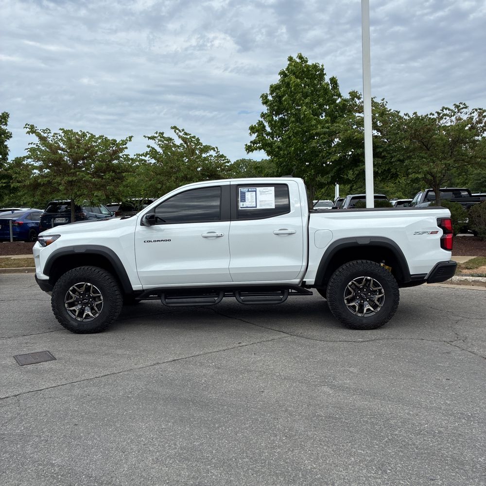 2025 Chevrolet Colorado ZR2