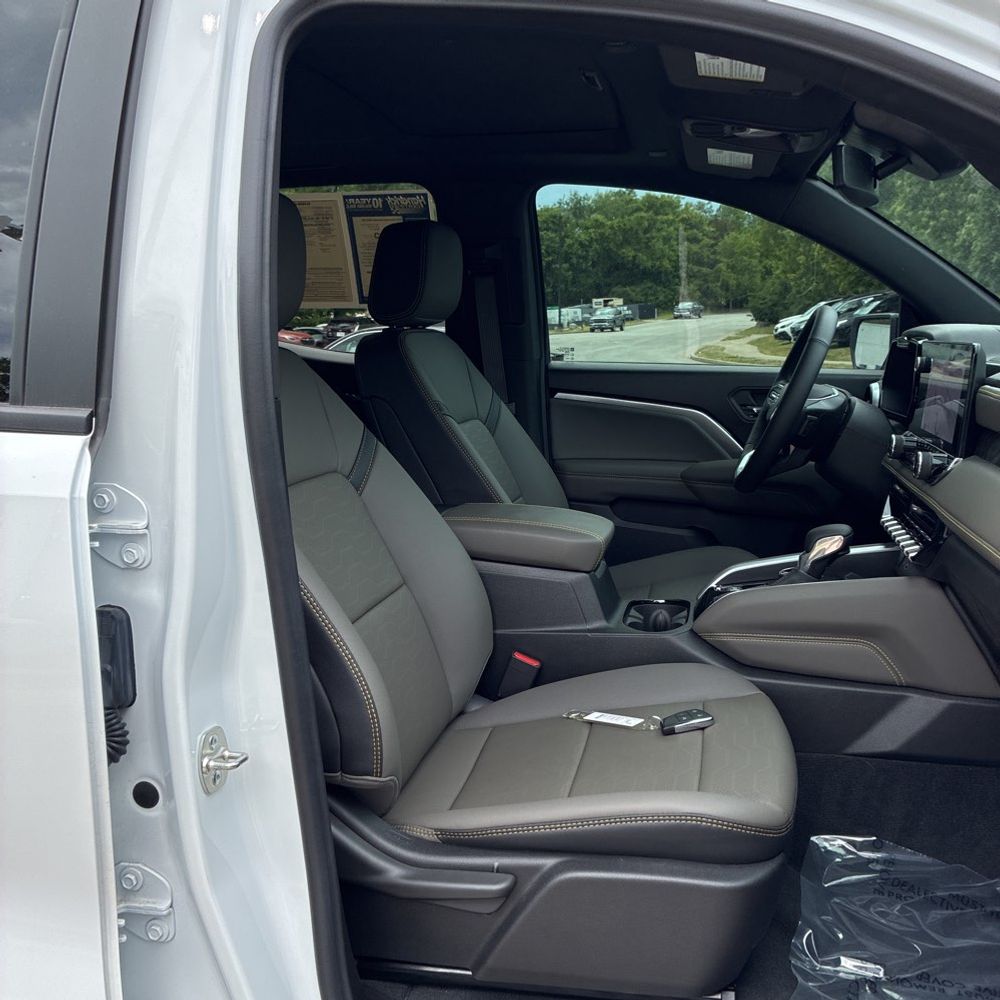 2025 Chevrolet Colorado ZR2