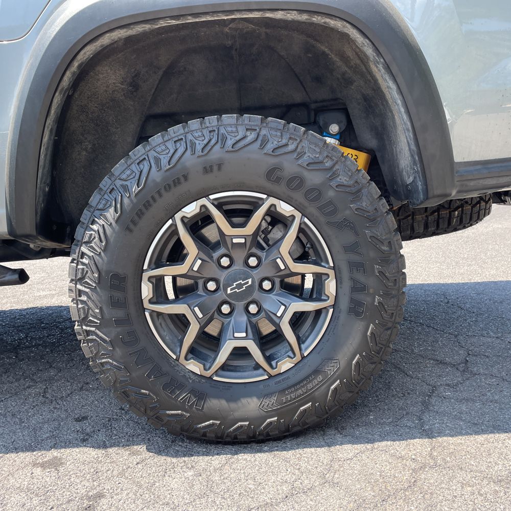 2025 Chevrolet Colorado ZR2
