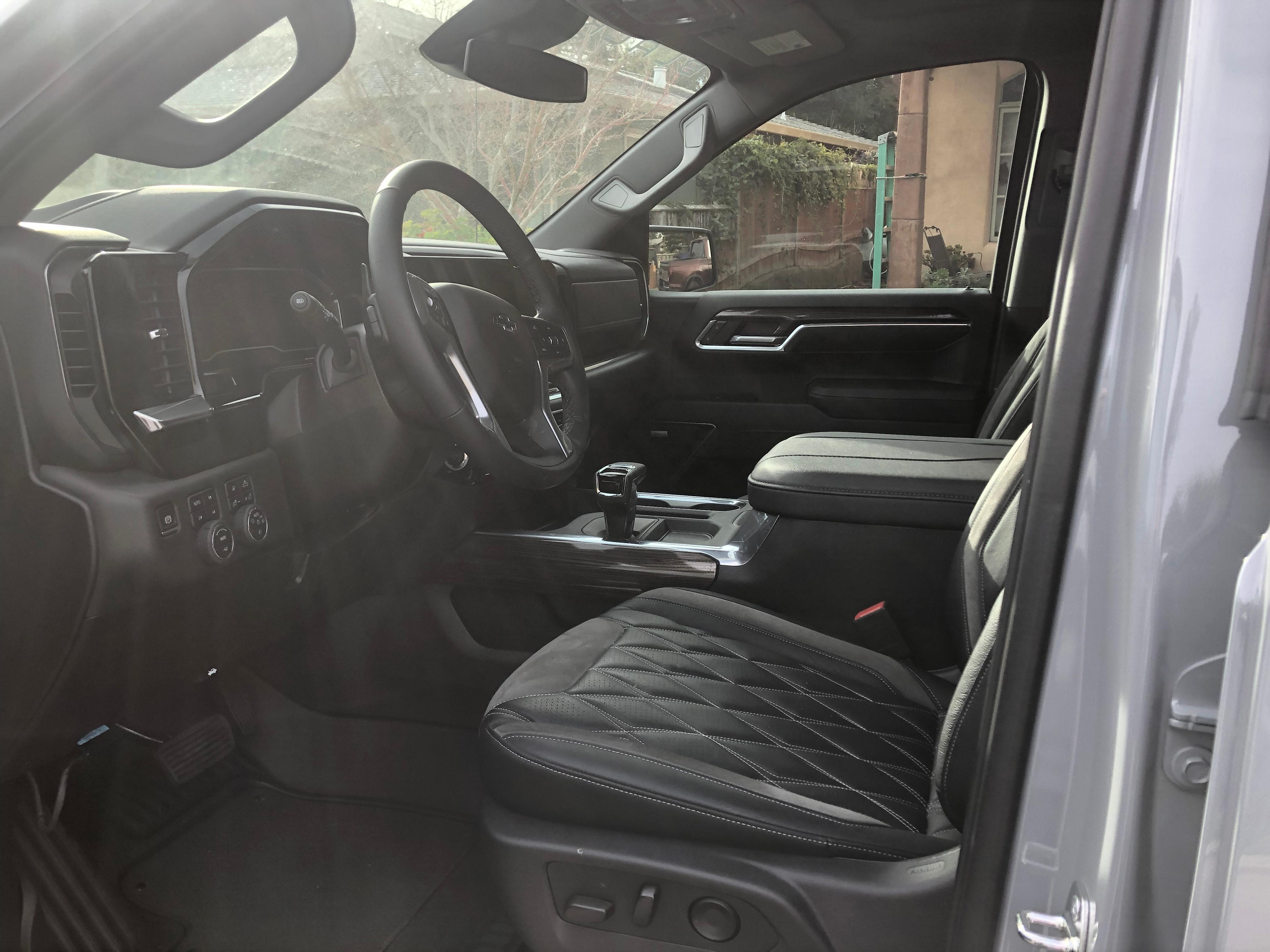 2024 Chevrolet Silverado 1500 RST Crew Cab Black Widow