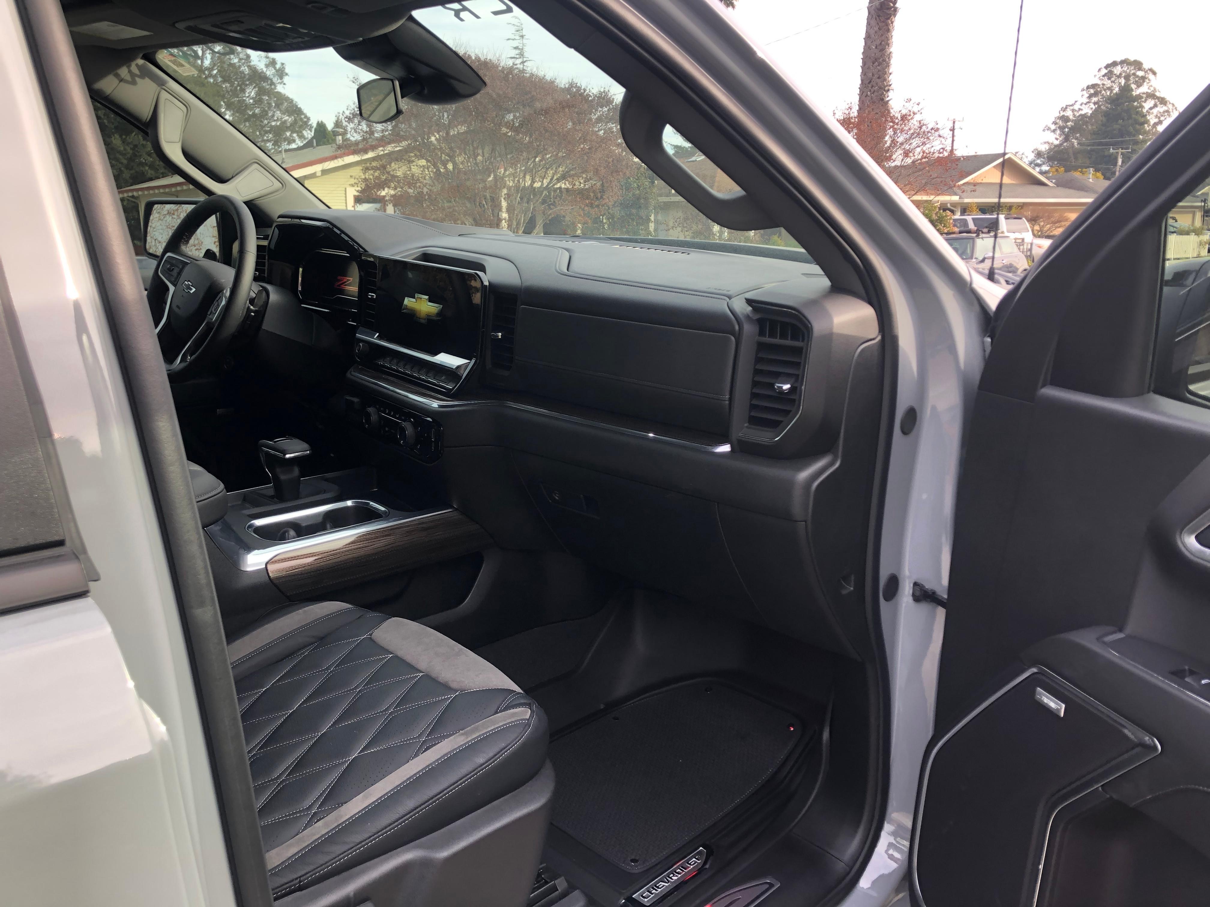 2024 Chevrolet Silverado 1500 RST Crew Cab Black Widow