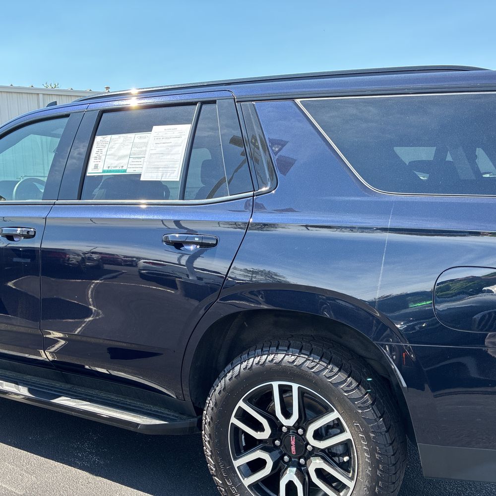 2024 GMC Yukon AT4