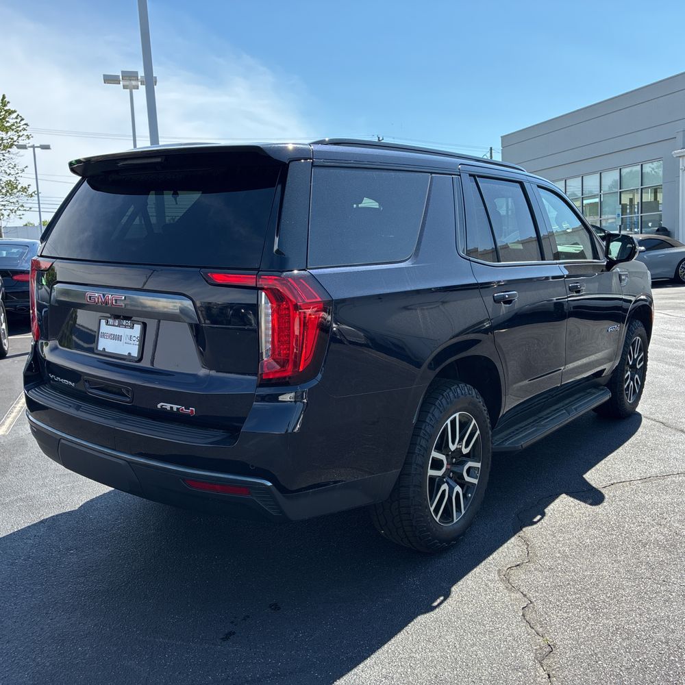 2024 GMC Yukon AT4