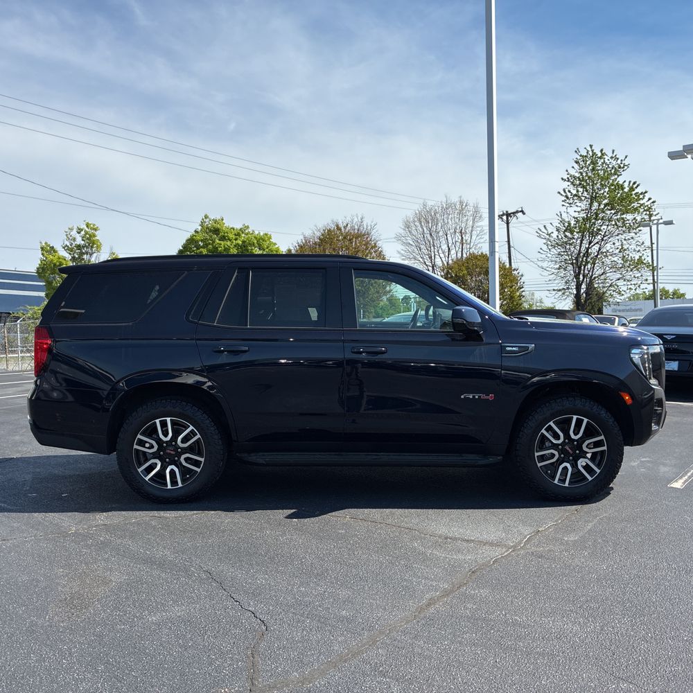 2024 GMC Yukon AT4