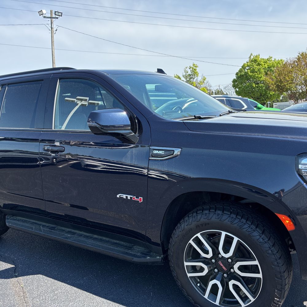 2024 GMC Yukon AT4