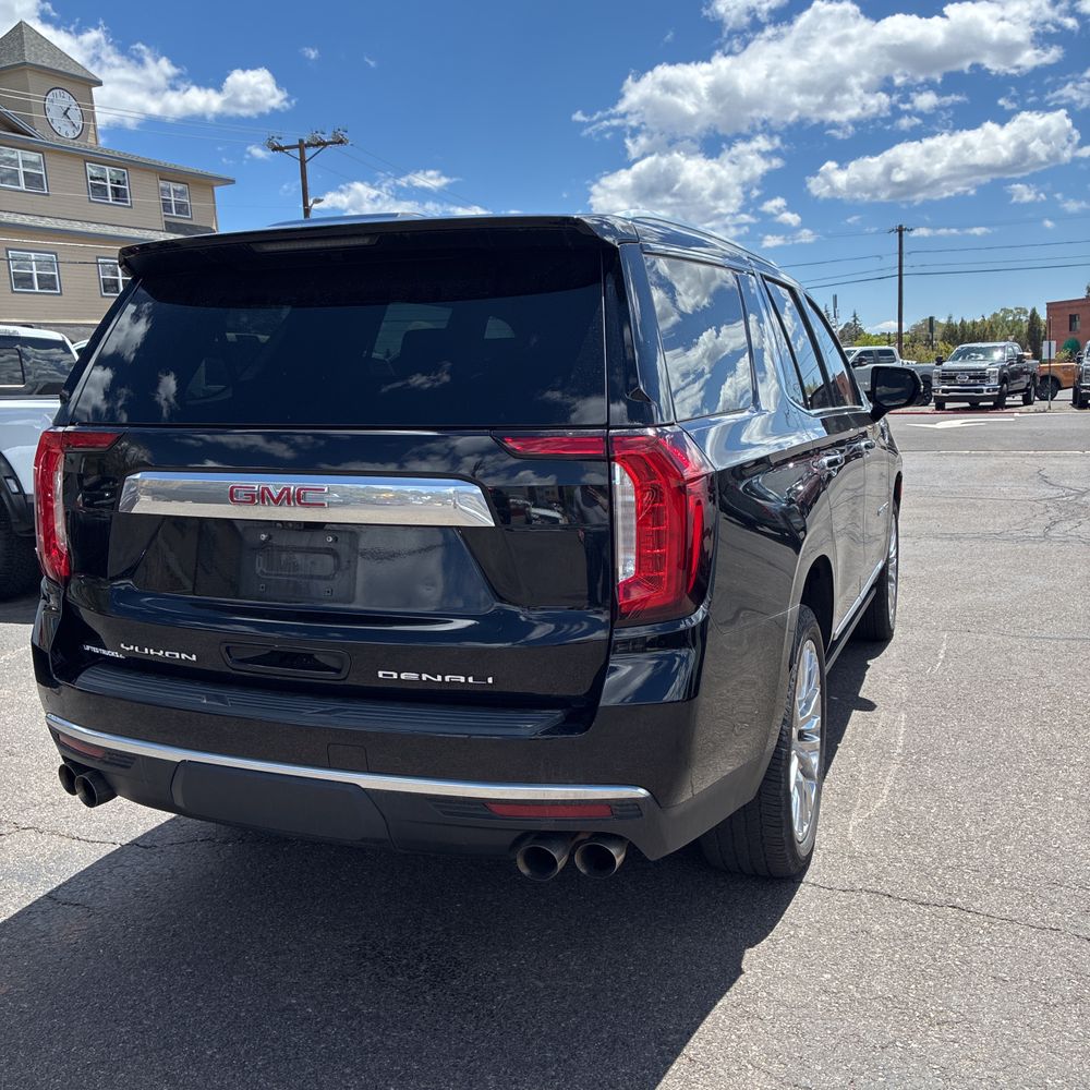 2023 GMC Yukon Denali