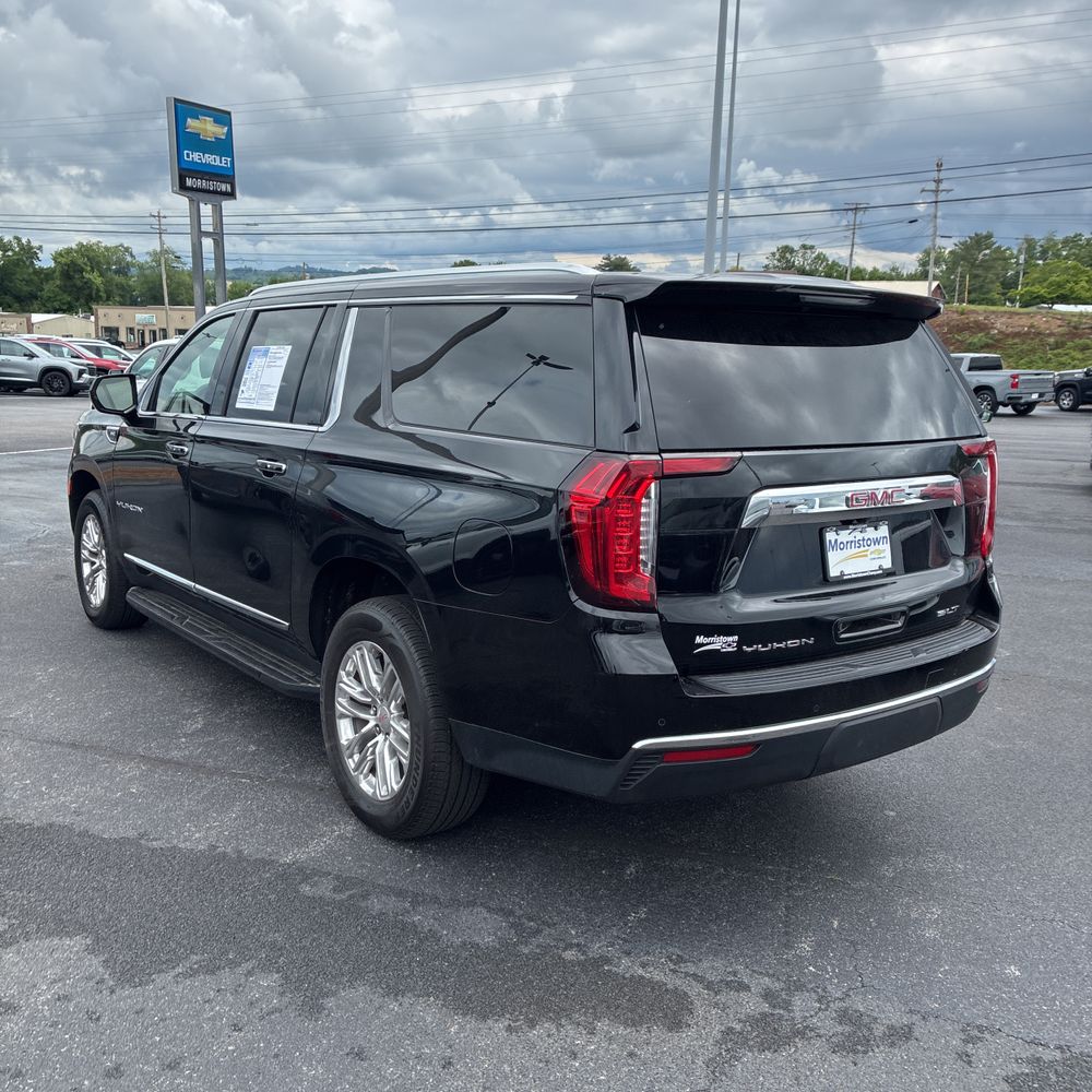 2023 GMC Yukon XL SLT