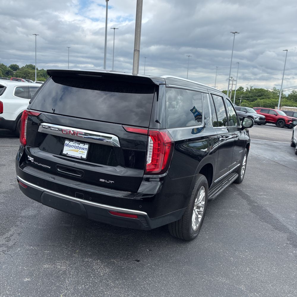 2023 GMC Yukon XL SLT