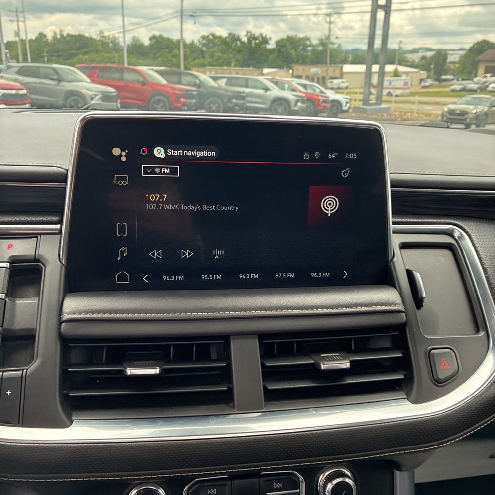 2023 GMC Yukon XL SLT