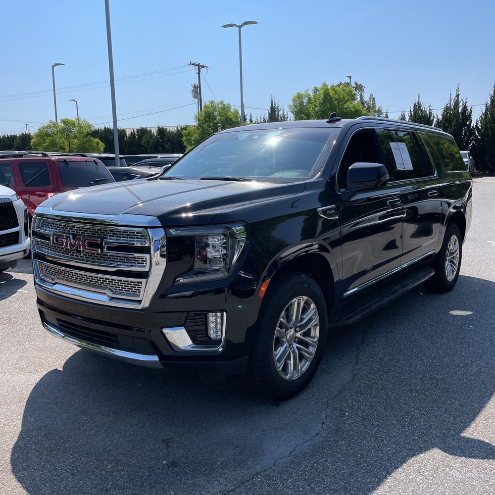 2024 GMC Yukon XL SLT