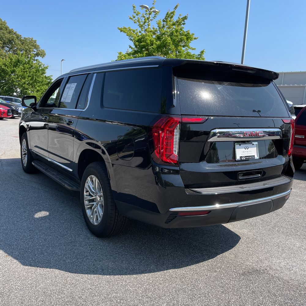 2024 GMC Yukon XL SLT