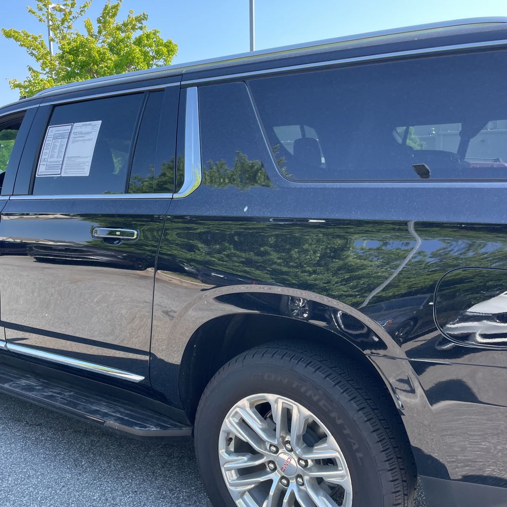 2024 GMC Yukon XL SLT