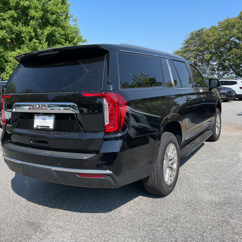 2024 GMC Yukon XL SLT