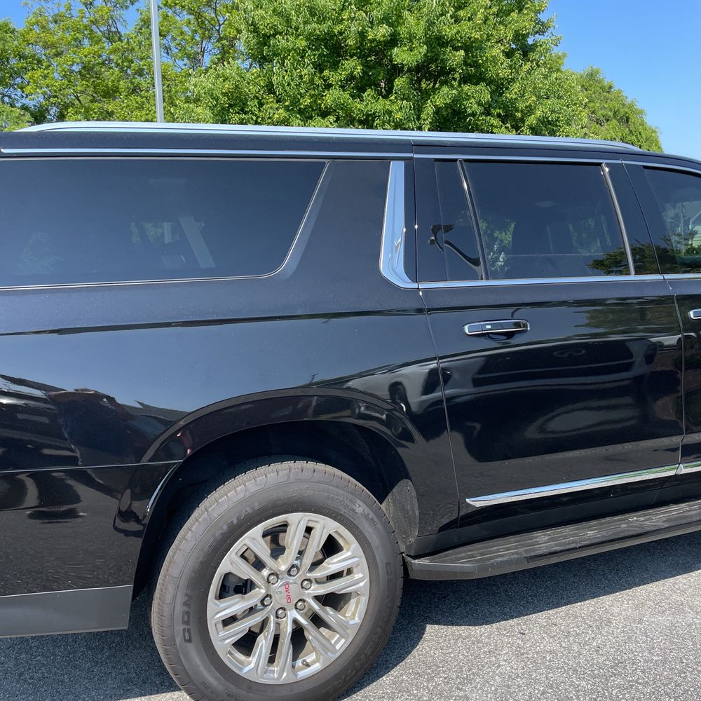 2024 GMC Yukon XL SLT
